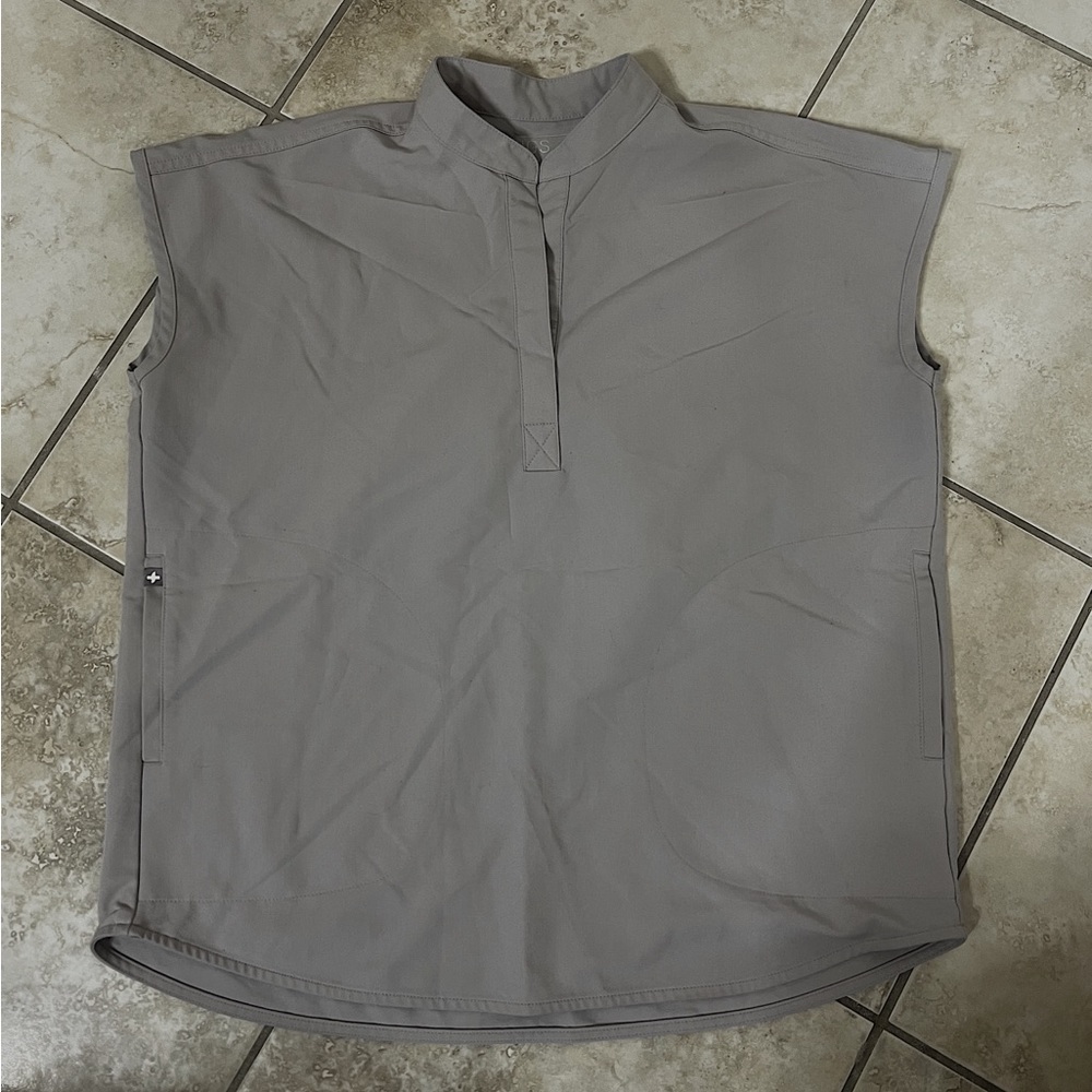 FIGS RAFAELA SCRUB TOP